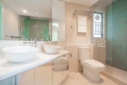 Island Harbourview image 7