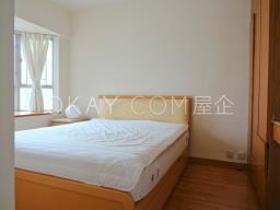 Island Place image 6