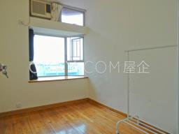 Island Place image 8