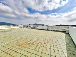 Jade Beach Villa Apartments image 4