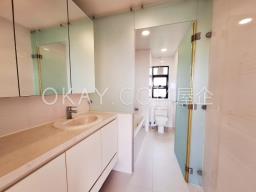 Jade Beach Villa Apartments image 6