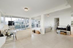 Jardines Lookout Garden Mansion image 4