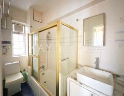 Kensington Court image 4