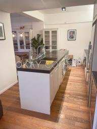 Kent Mansion image 8