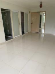 Lung Tak Court image 1