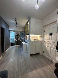 Maxluck Court image 4