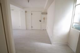 Mui Wo Flats image 5
