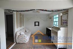 Mui Wo Village House image 2