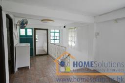 Mui Wo Village House image 5