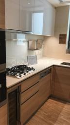 One Homantin image 6