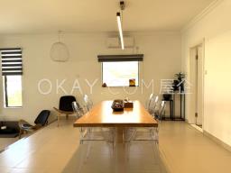 Pan Long Villa image 3