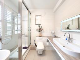 Parkvale Village - Coral Court image 10