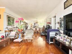 Pearl Gardens image 2