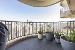 Pearl Gardens image 3