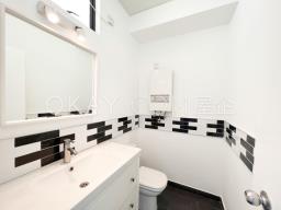 Peninsula Village - Caperidge Drive image 4