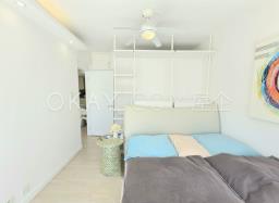 Peninsula Village - Caperidge Drive image 8