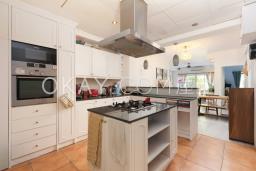 Peninsula Village - Crestmont Villa image 9