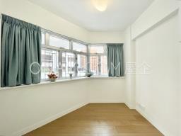 Po Tak Mansion image 7