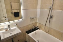 Pui O Village House image 8