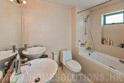 Pui O Village image 4