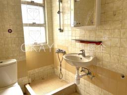 Regent Court image 9