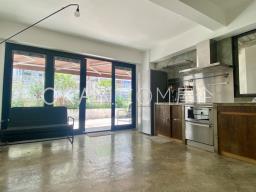 Riviera Mansion image 2