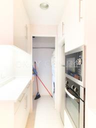 Robinson Heights image 6