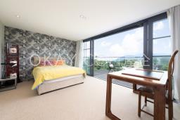 Sea Breeze Villa image 8