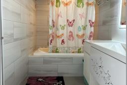 Sea Ranch Flat image 5