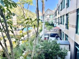 Stanford Villa image 2