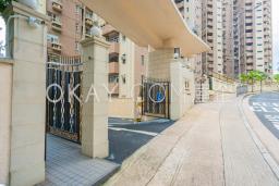 Summit Court image 9