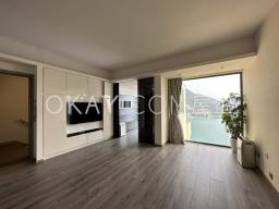The Beachfront image 9