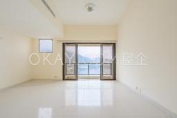 The Beachfront image 5