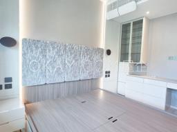 The Leighton Hill image 6