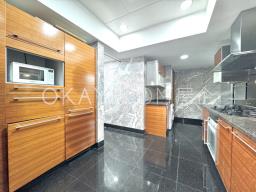 The Leighton Hill image 7