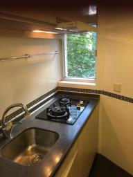 Westland Court Tsui Lan Court image 2