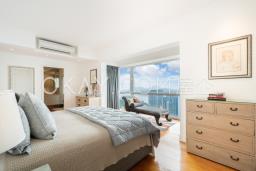 Woodbury Court image 9