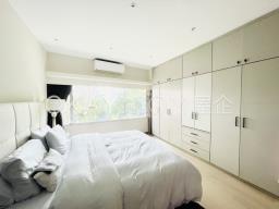 Woodland Heights image 7