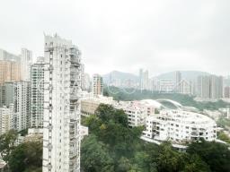 YI image 5