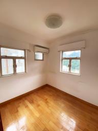 Erine court image 2