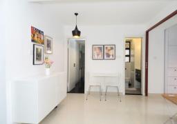 Lilian Court image 3
