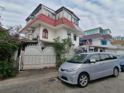 Maple Garden image 1