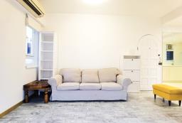 Rare two balconies apartment image 6