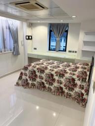 Waldorf Mansion image 2