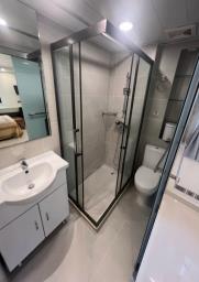 Waldorf Mansion image 5