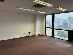 Woon Lee Commercial Building image 1