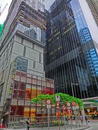 Dah Sing Financial Centre aka Sunlight Tower image 6