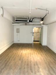 Hua Fu Commercial Building image 3