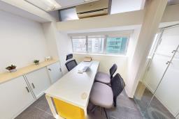 Officeplus Sheung Wan image 3