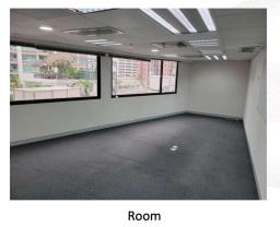 Shanghai Industrial Investment Building image 4